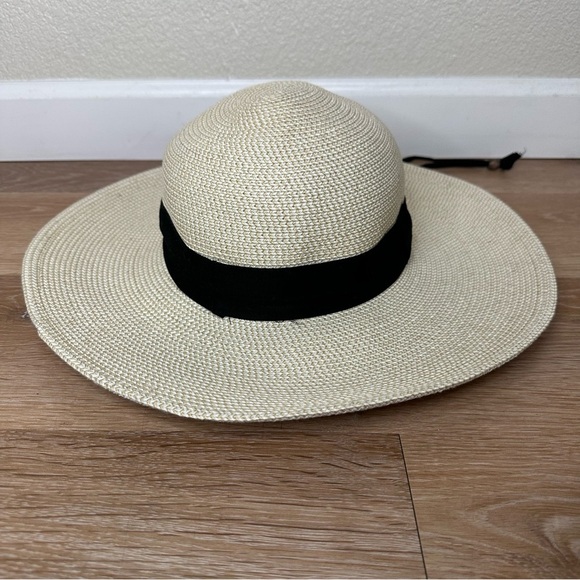 Solar Escape Wide Brim with drawstring Sun Hat, OS - Picture 7 of 11